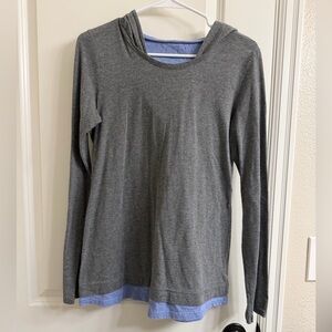 Columbia Women's Gray and Light Blue Lightweight Hoodie